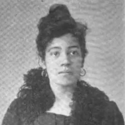 Portrait of Ednorah Nahar