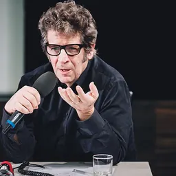 Portrait of Robert Longo