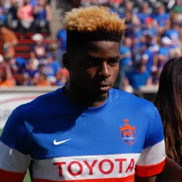Portrait of Sean Okoli