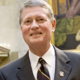 Portrait of Jim Holperin