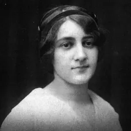 Portrait of Chava Shapiro