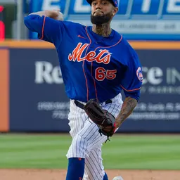 Portrait of Dennis Santana