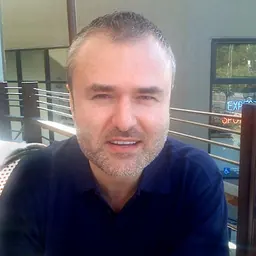 Portrait of Nick Denton