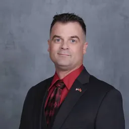 Portrait of Chris Trakel