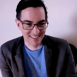Portrait of Eric Heisserer