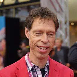 Portrait of Martin Schneider