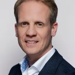 Portrait of Matthias Hiller