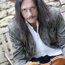 Portrait of Dominique Pifarély