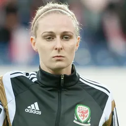 Portrait of Rhiannon Roberts
