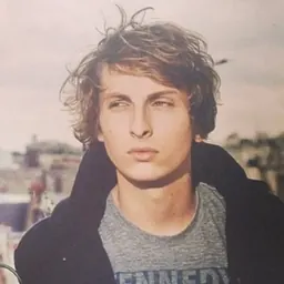 Portrait of Sacha Sperling
