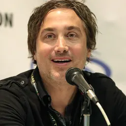 Portrait of Jeff Cardoni