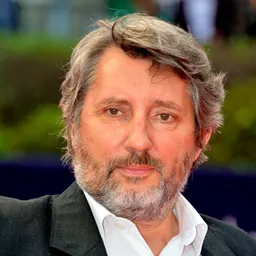 Portrait of Bruno Podalydès