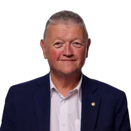 Portrait of Marc Jones
