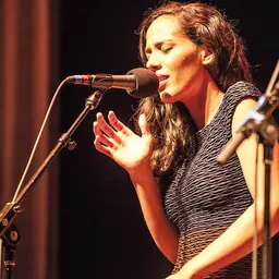 Portrait of Amanda Sudano