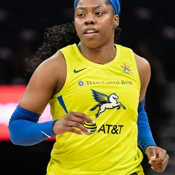 Portrait of Arike Ogunbowale