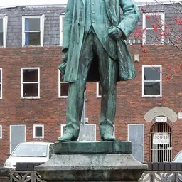 Portrait of Daniel Owen