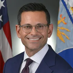Portrait of Alex Wagner