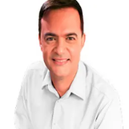 Portrait of Fernando Santana