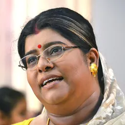 Portrait of Manasi Sinha
