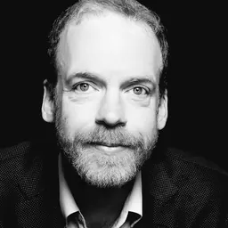 Portrait of Mark Taubert