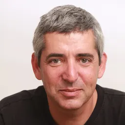 Portrait of Uri Hezkia Gneezy
