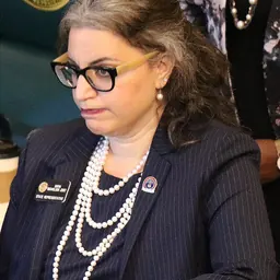 Portrait of Dafna Michaelson Jenet
