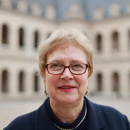 Portrait of Beatrice Heuser