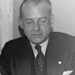 Portrait of Jo Meynen
