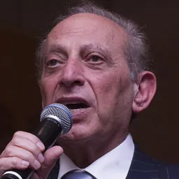 Portrait of Jimmy Delshad