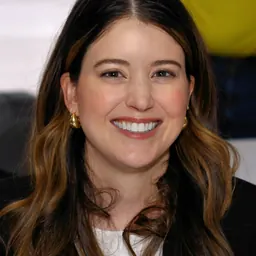 Portrait of Alexandra Bracken