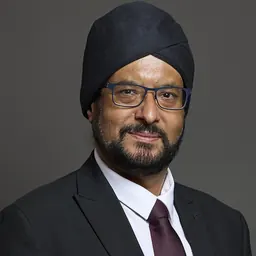 Portrait of Warinder Juss