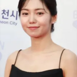 Portrait of Park Seo-yeon