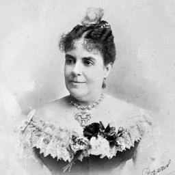 Portrait of Amélia Barros
