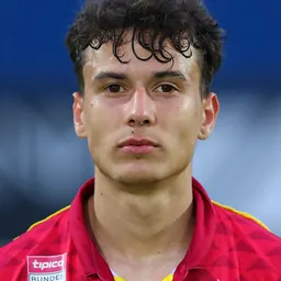 Portrait of Robert Ljubicic