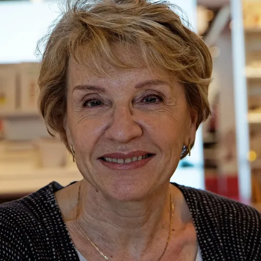 Portrait of Marie-France Hirigoyen