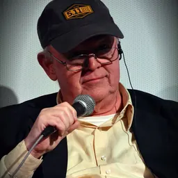 Portrait of Frank Henenlotter