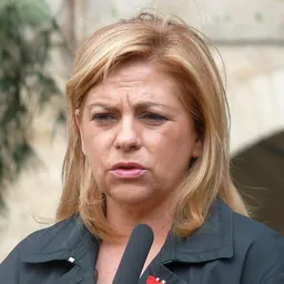Portrait of Elena Valenciano