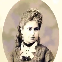 Portrait of Pilar Nouvilas