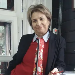 Portrait of Nilgün Efes