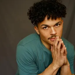 Portrait of Reece Noi