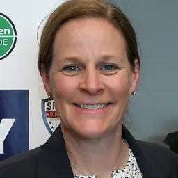 Portrait of Cindy Parlow Cone