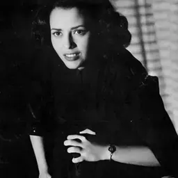 Portrait of Perla Aguiar