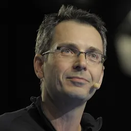 Portrait of Tom Wujec
