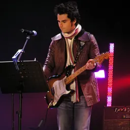 Portrait of Kelly Jones