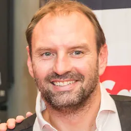 Portrait of Jens Nowotny