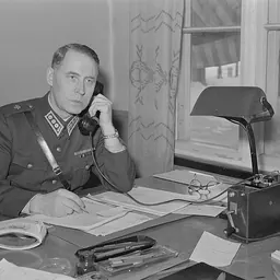 Portrait of Mauno Vannas
