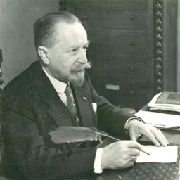 Portrait of Leo Olschki