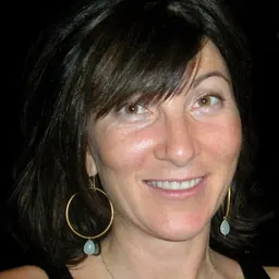 Portrait of Eve Best