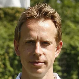 Portrait of Jörg Heinrich