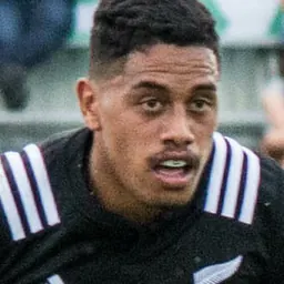 Portrait of Te Toiroa Tahuriorangi